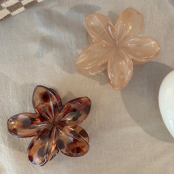 Brand New Set of 2 Flower Hair Claw Clip - Picture 3 of 4